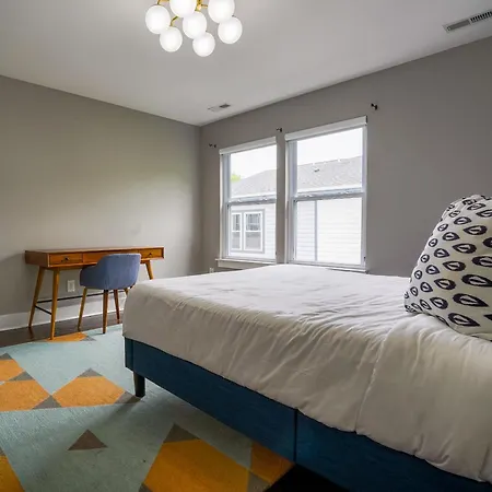 Holiday home Side By Side Townhomes In East