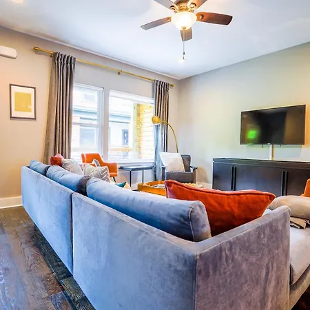 Holiday home Side By Side Townhomes In East *