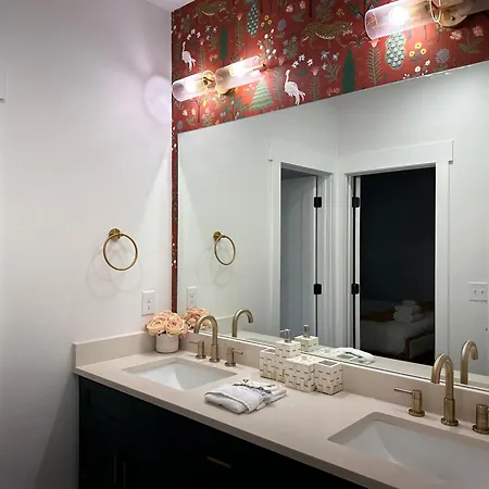 Holiday home Glamorous 3 Bdr In East - Pet Friendly Nashville