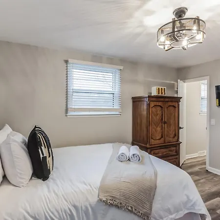 Luxurious 4br Pet Friendly * Nashville