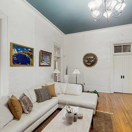 Germantown Grand Holiday home