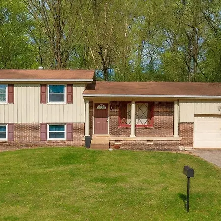 Holiday home Game And Bunks Sleeps 12 Near Downtown