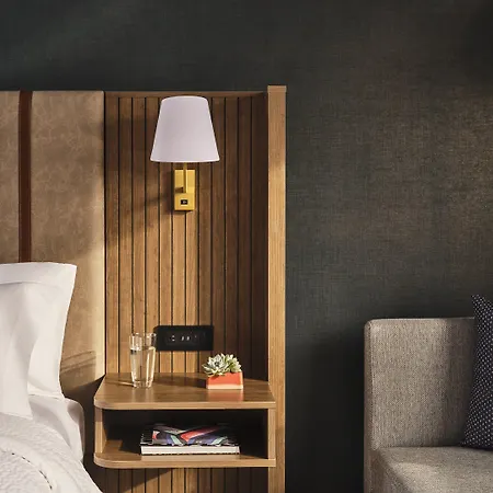 Airport By Ihg Hotel 3*