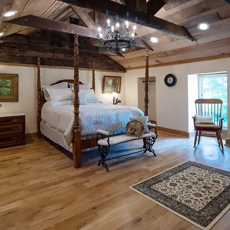 Bed & Breakfast Belle Air Mansion And 3*