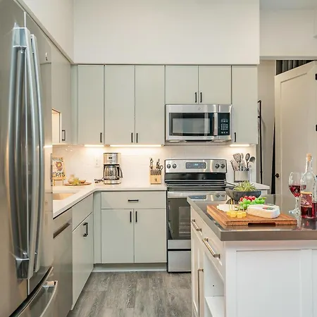 Holiday home Harmony Hideaway - Mins To Broadway - In Music Row Nashville