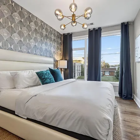 Fiddler's Flats - Sleeps 16 - Two Rooftops With View Nashville