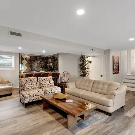 Luxurious 4br Pet Friendly * Nashville