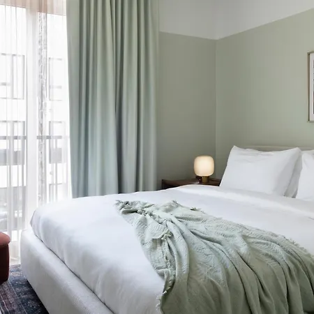 Mint House Marathon Village By Kasa Hotel 3*