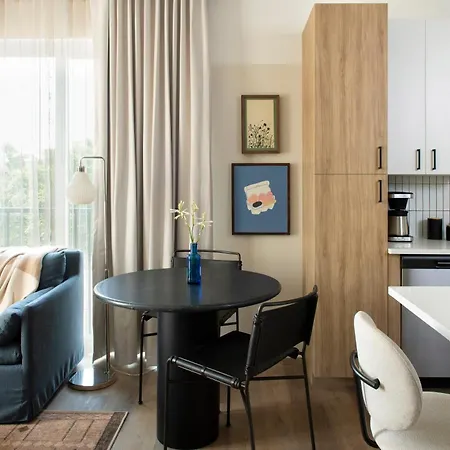 Mint House Marathon Village By Kasa Hotel