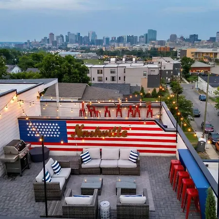 Holiday home Rooftop Deck & Shuffleboard Bbq Near Downtown Nashville