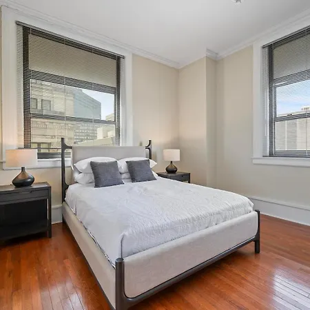 Landing Incredible 2Bd Gym Apartment *