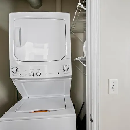 Landing Incredible 2Bd Gym Nashville