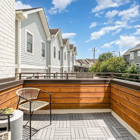 Holiday home Funk & Soul - Rooftop Patio - Walk To 12 South *