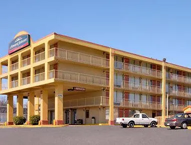 Super 8 By Wyndham Downtown Nashville