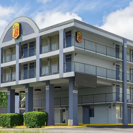 Super 8 By Wyndham Downtown 2*