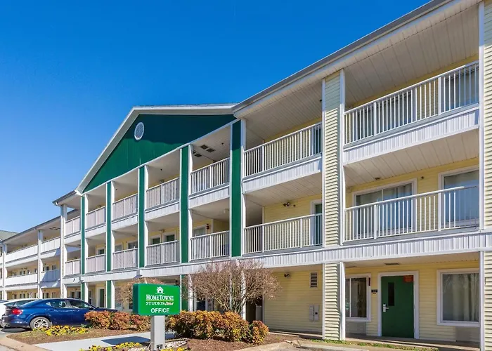 Hometowne Studios By Red Roof Nashville - Airport/Briley Pkwy