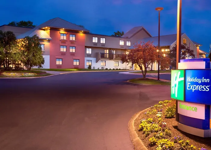 Holiday Inn Express Nashville Airport By Ihg