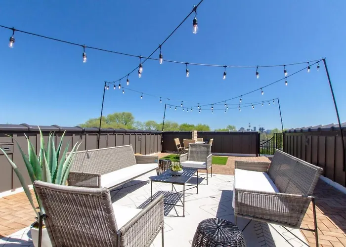 The Ultimate Double Rooftop Deck With Skyline Views