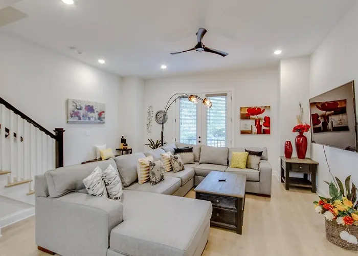 Luxury Dream Downtown Living Ten Comfy Beds