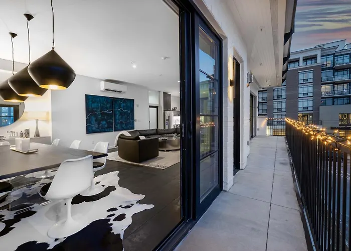 121 Hotel Floor 2 Buyout By Avantstay Entire Second Floor Buyout Of 121 Hotel Sleeps 18