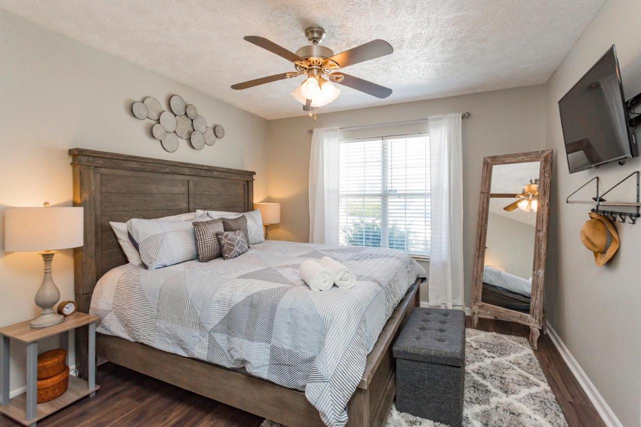 Holiday home Fun Buena Vista Heights Close To Downtown *