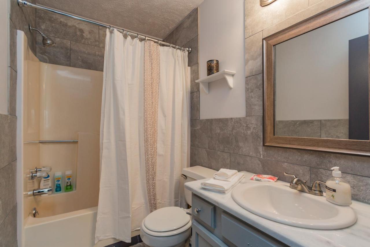 Fun Buena Vista Heights Close To Downtown