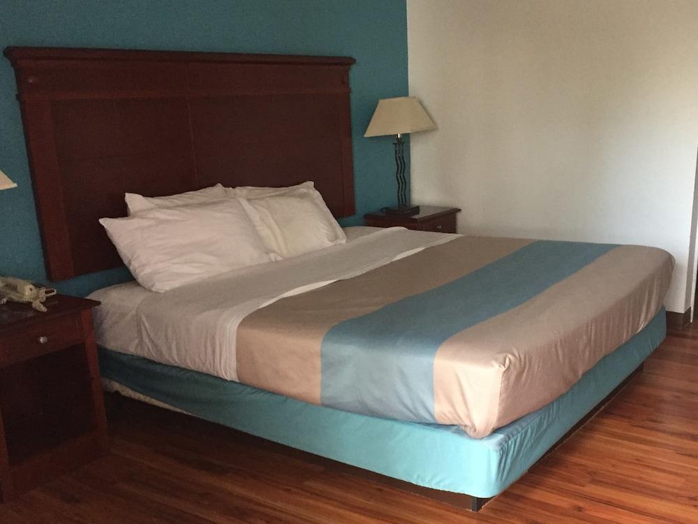 6-nashville, Tn - Airport Hotel 3*