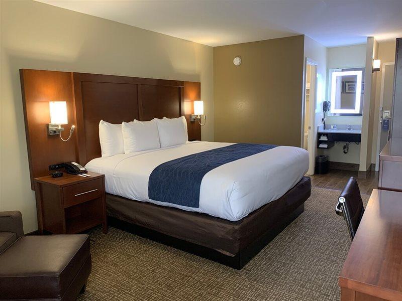 Spark By Hilton At Opryland Hotel Nashville