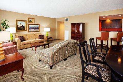 Airport Marriott Hotel 4*