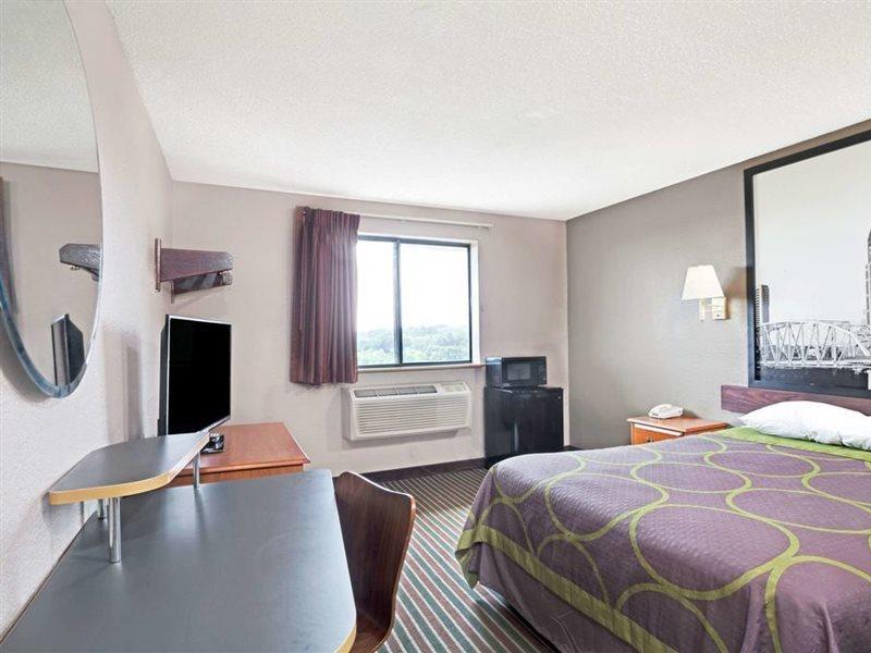 Hotel Super 8 By Wyndham Nashville/ Dntn/ Opryland Area 2*