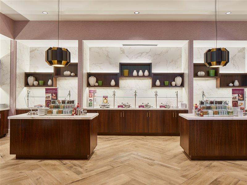 Springhill By Marriott Downtown/convention Center 3*