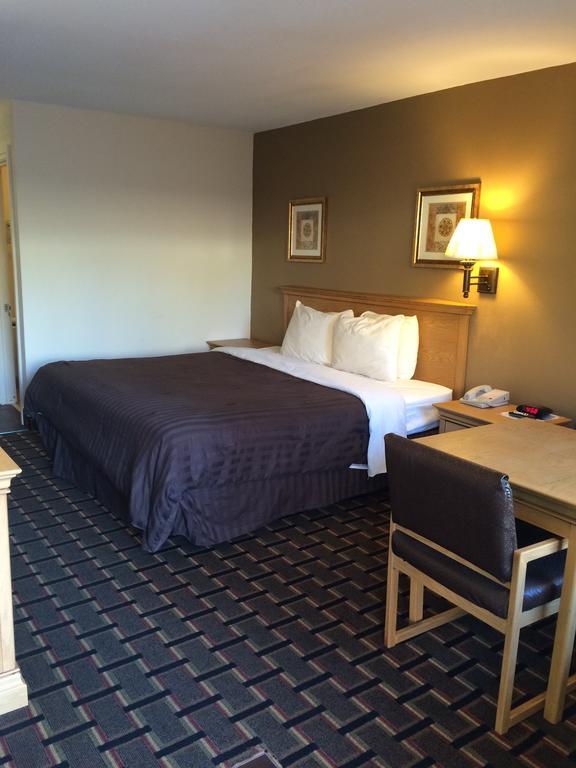 Americas Value Near Downtown Motel Nashville