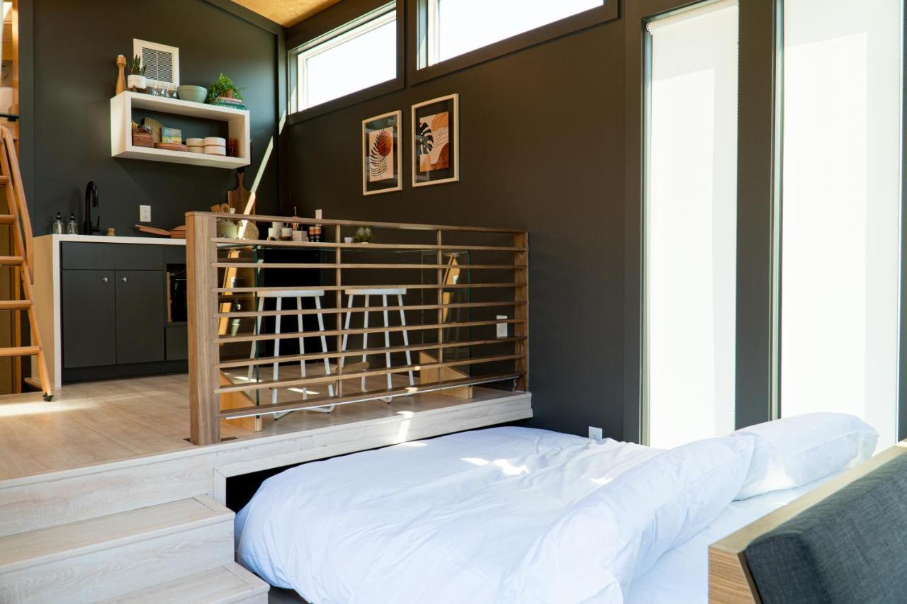 Aparthotel Ironwood Grove, Tiny House *