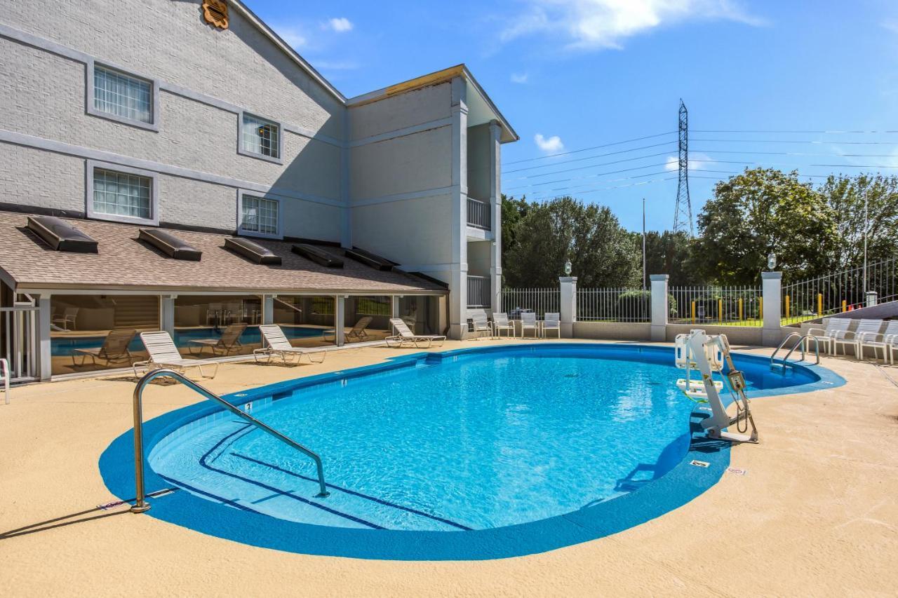 Hotel Red Lion & Airport