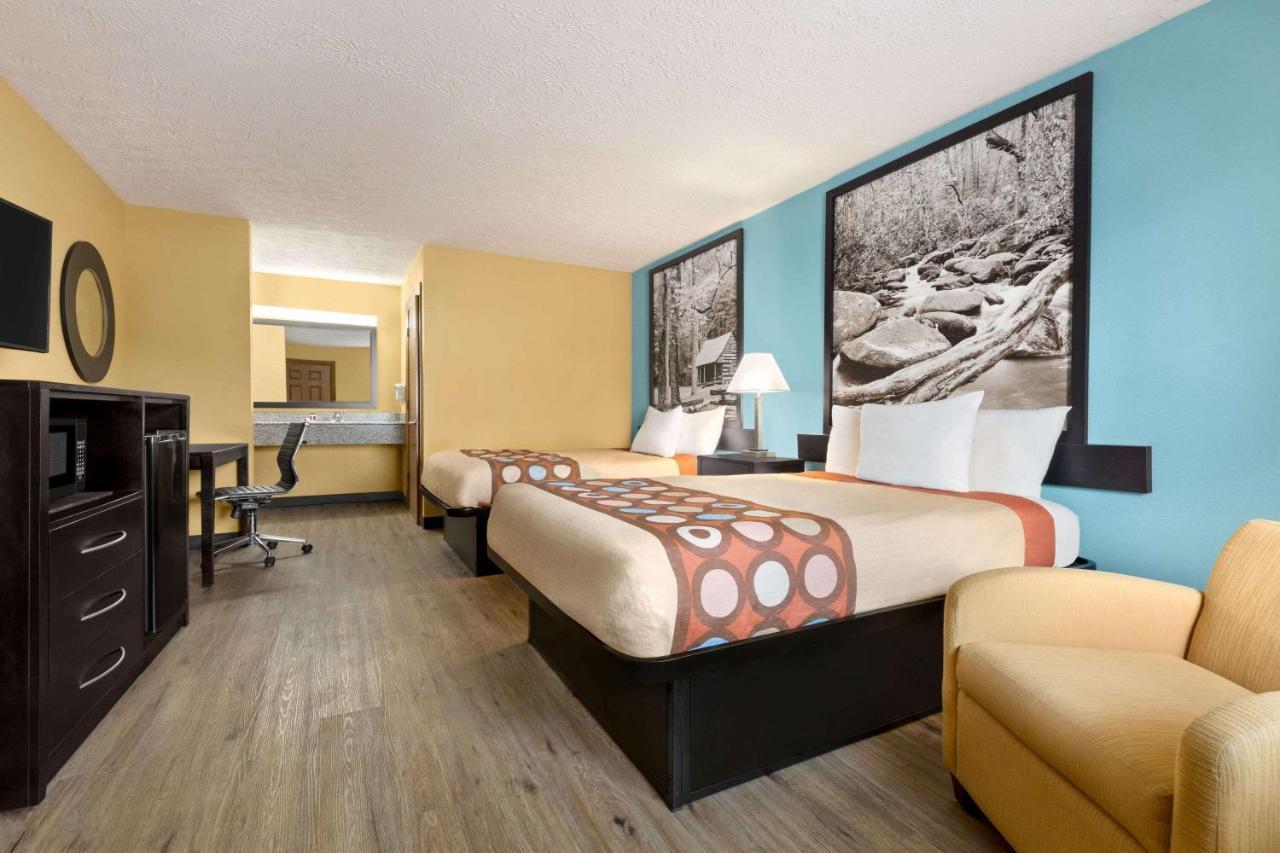 Hotel Super 8 By Wyndham Whites Creek/ Nw Area Nashville