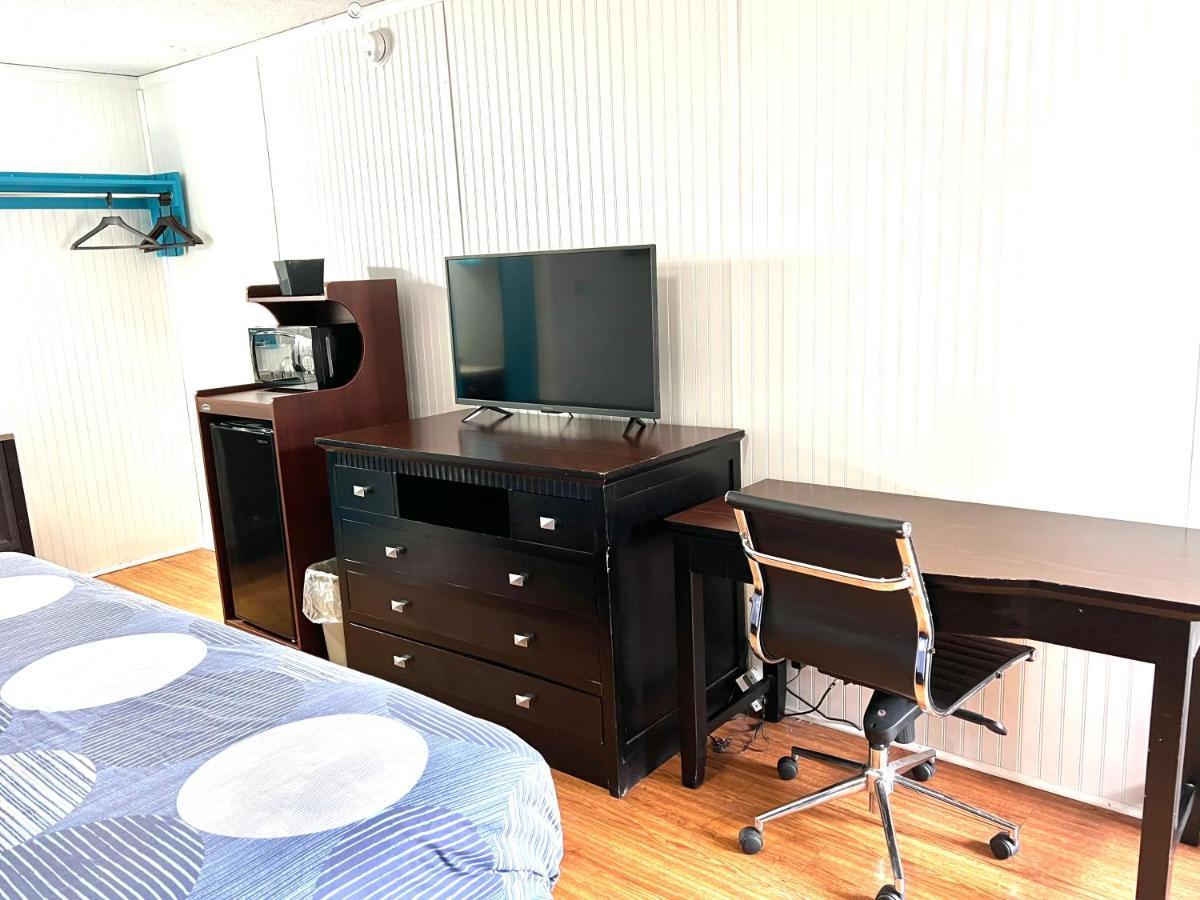 Inn Rodeway Inn- Airport - Downtown - Mexican Restaurant On Site