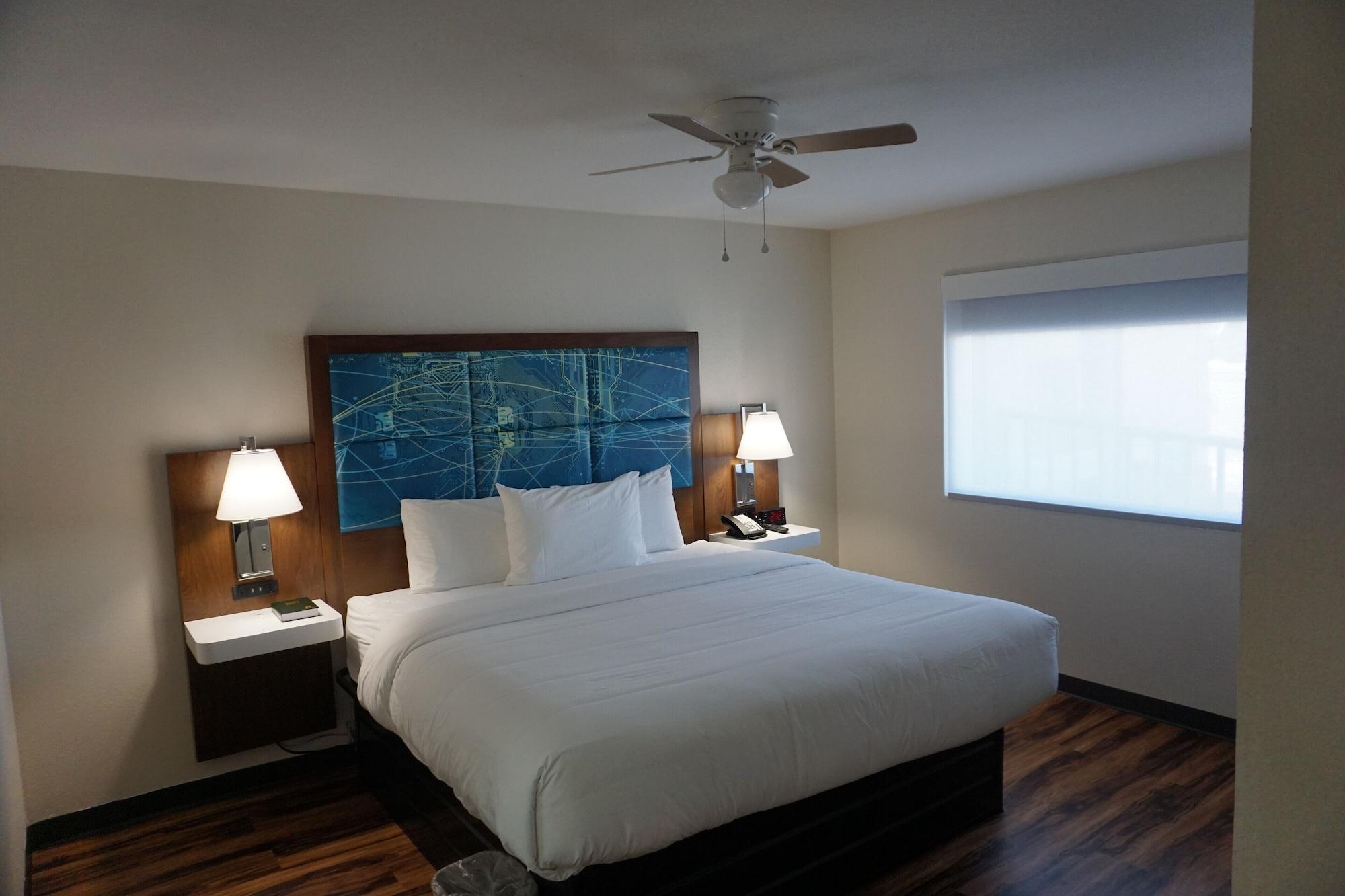 Hotel Red Lion & Airport Nashville