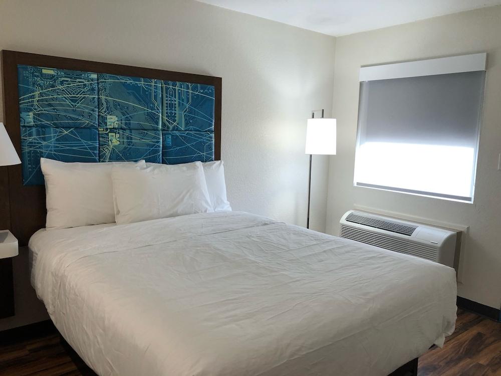 Red Lion & Airport Hotel Nashville