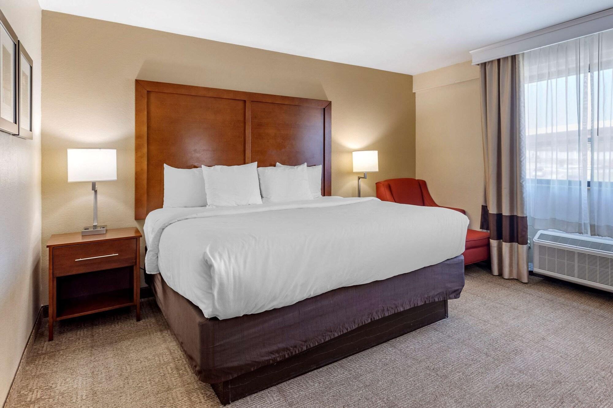 Comfort West Inn