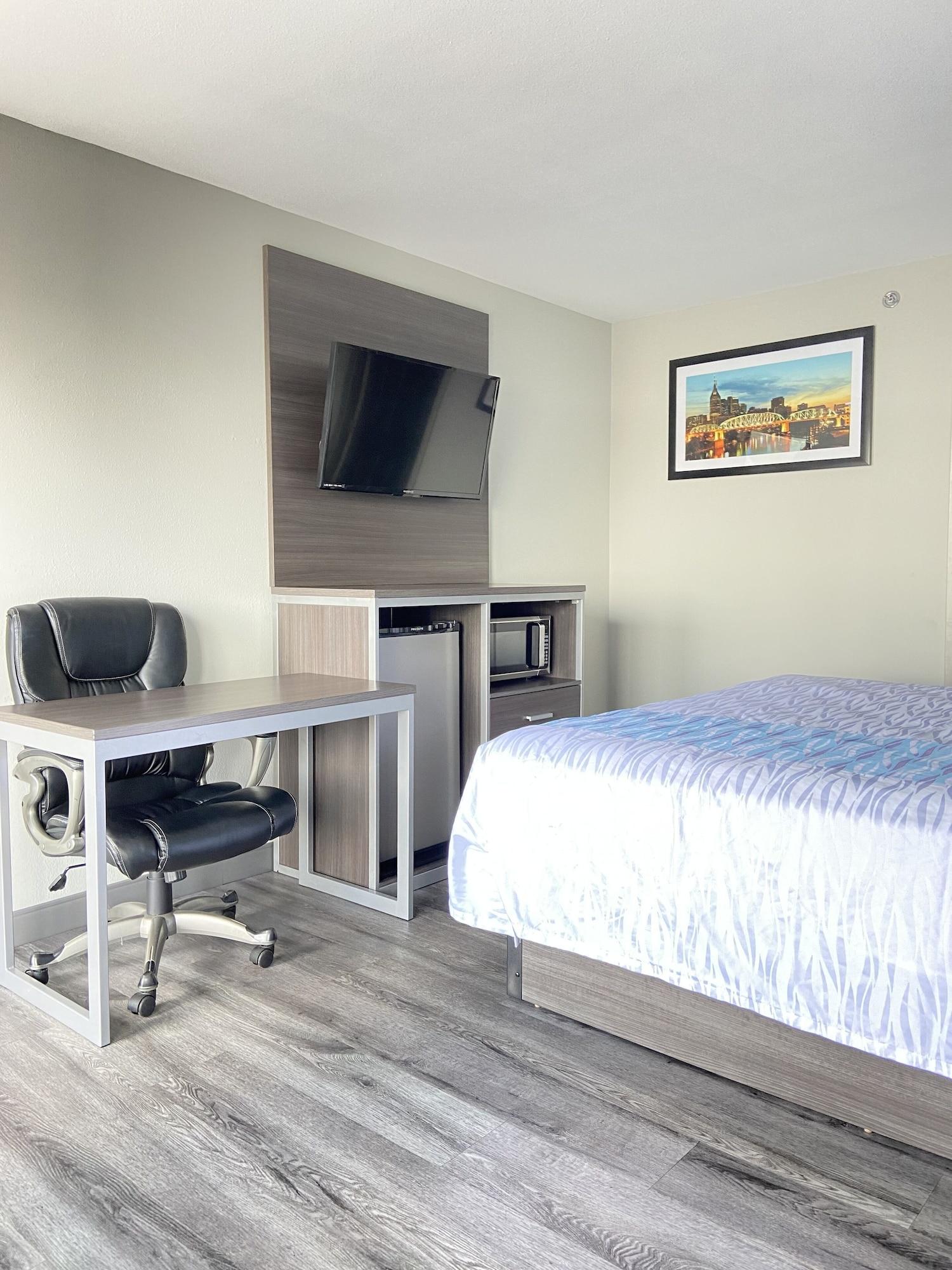 Hotel Knights - Downtown Nashville