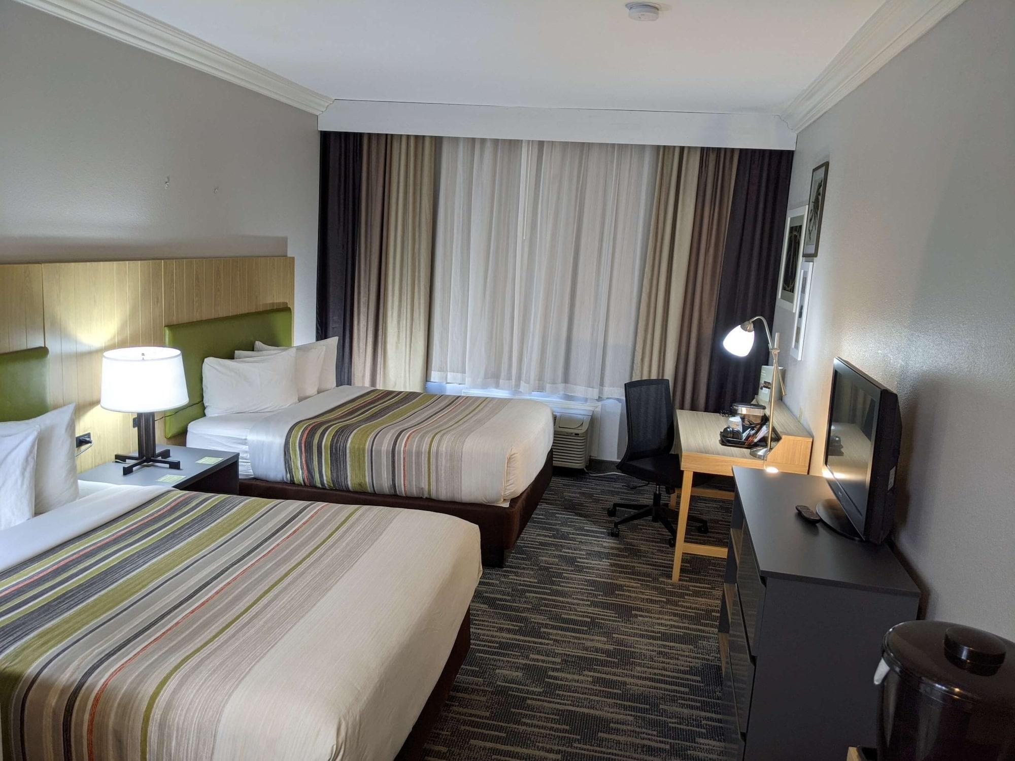 Country & By Radisson, Nashville, Tn 3*