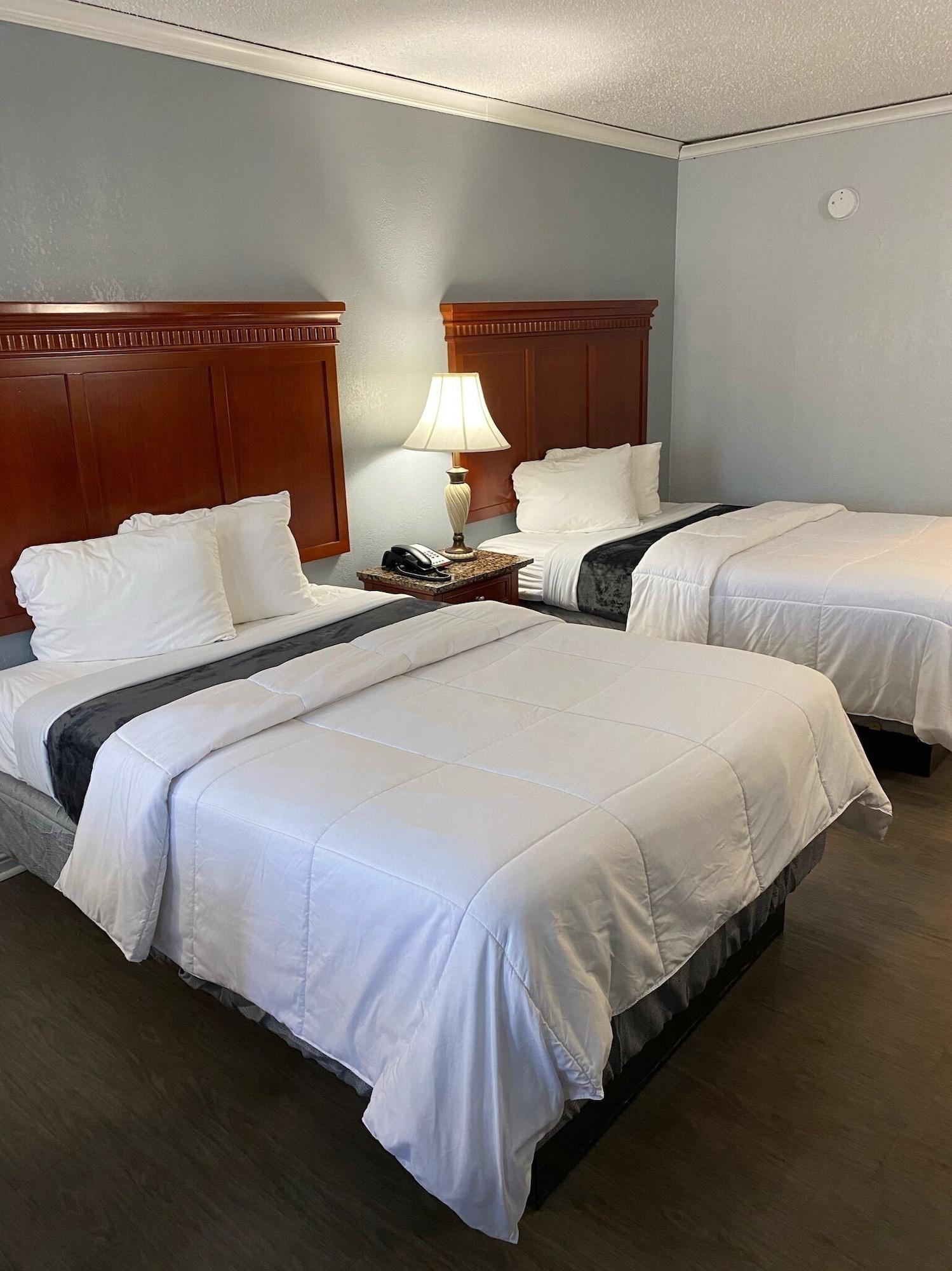 Quarters & Hotel Nashville