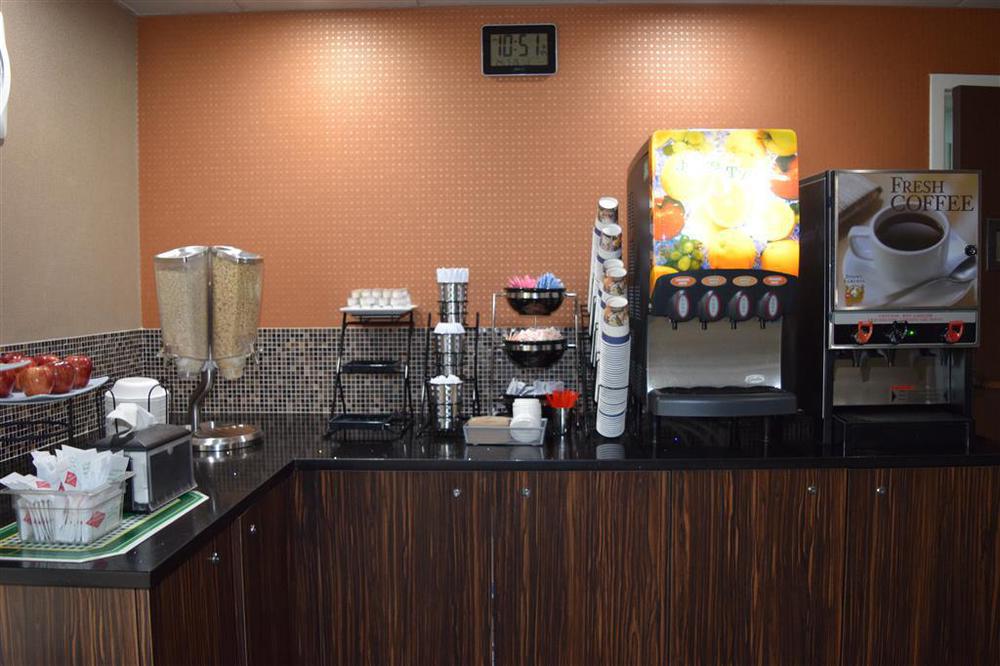 Western Near Opryland