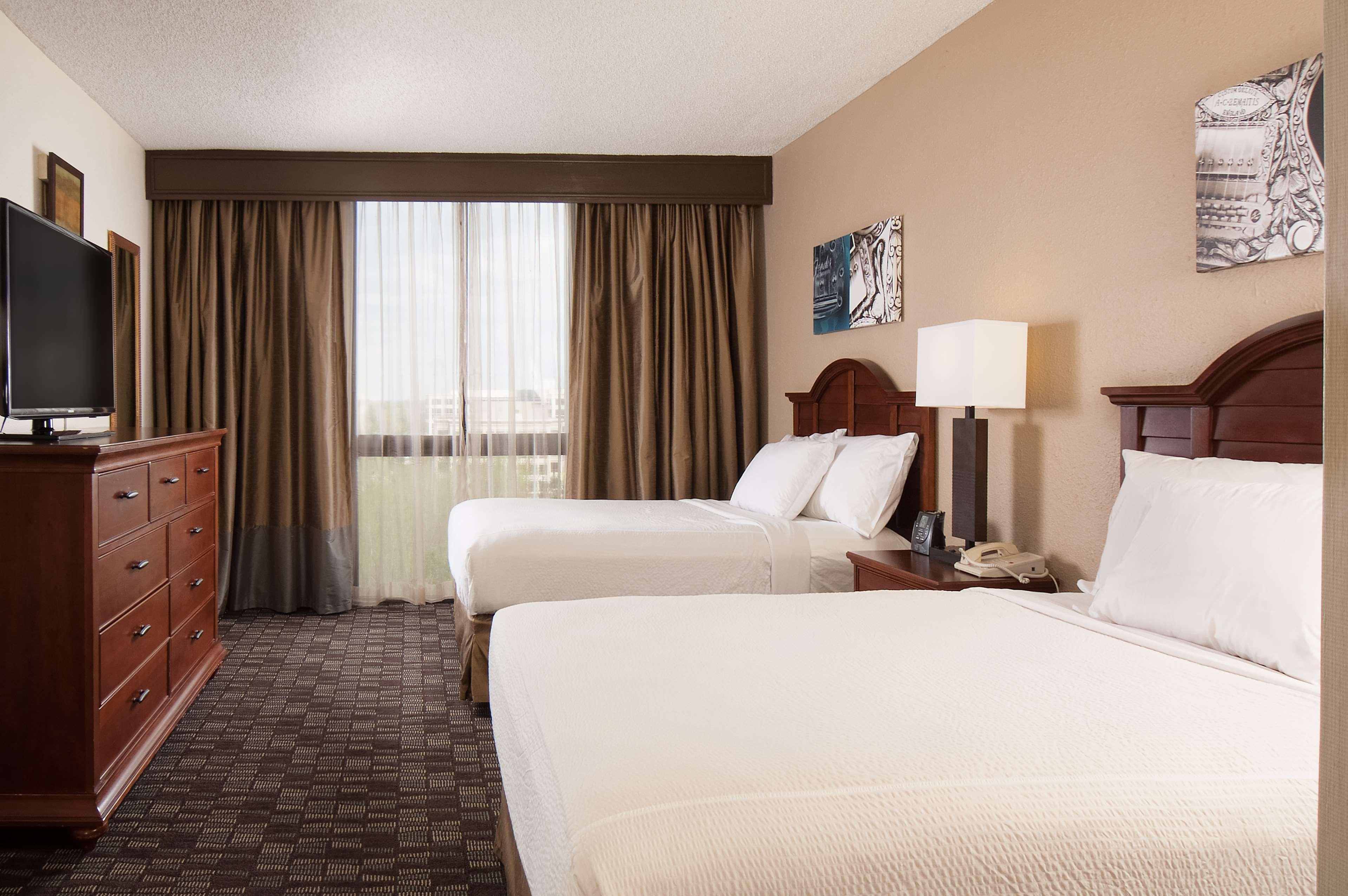 Embassy By Hilton Airport