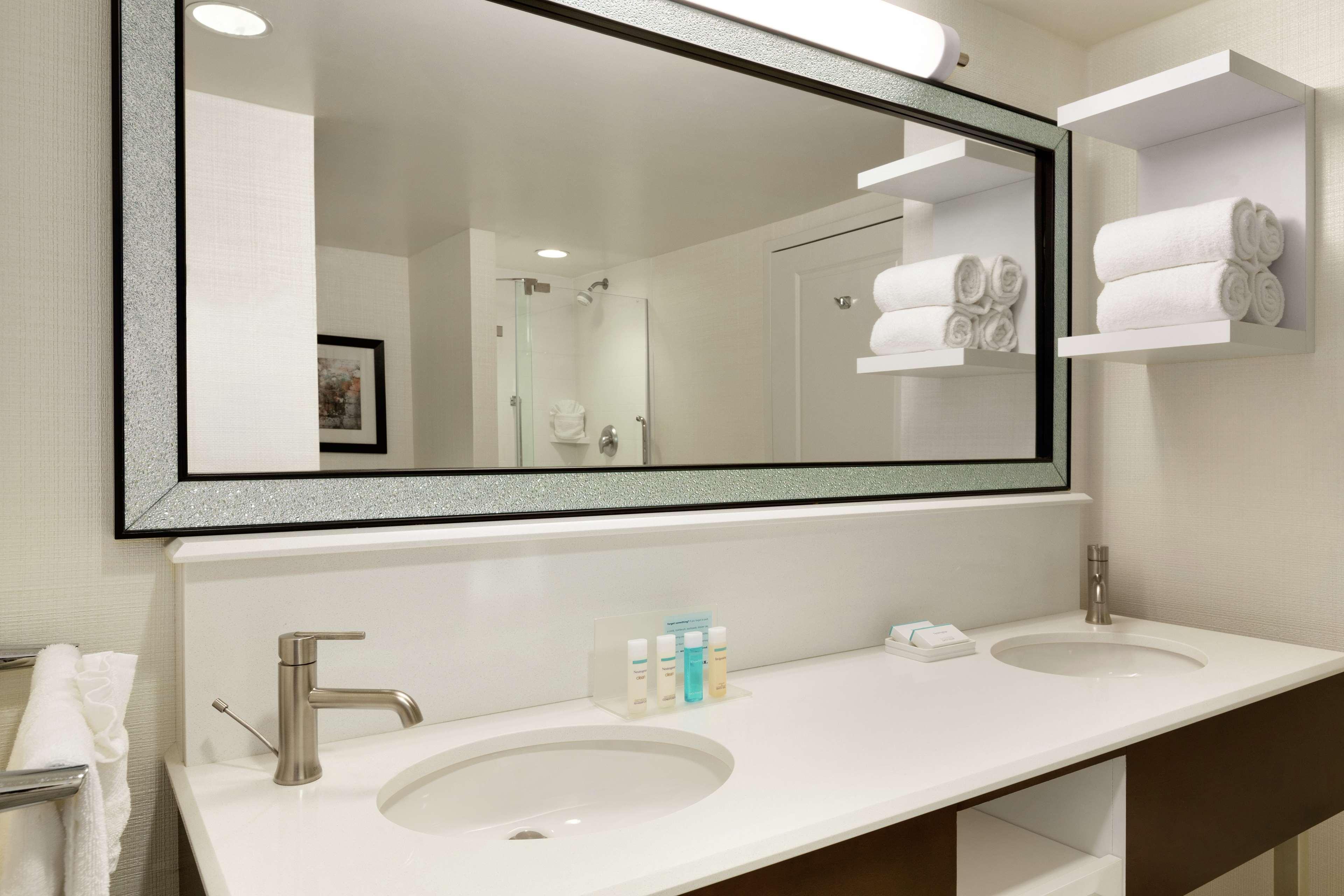 Hampton & Nashville-downtown Hotel 3*