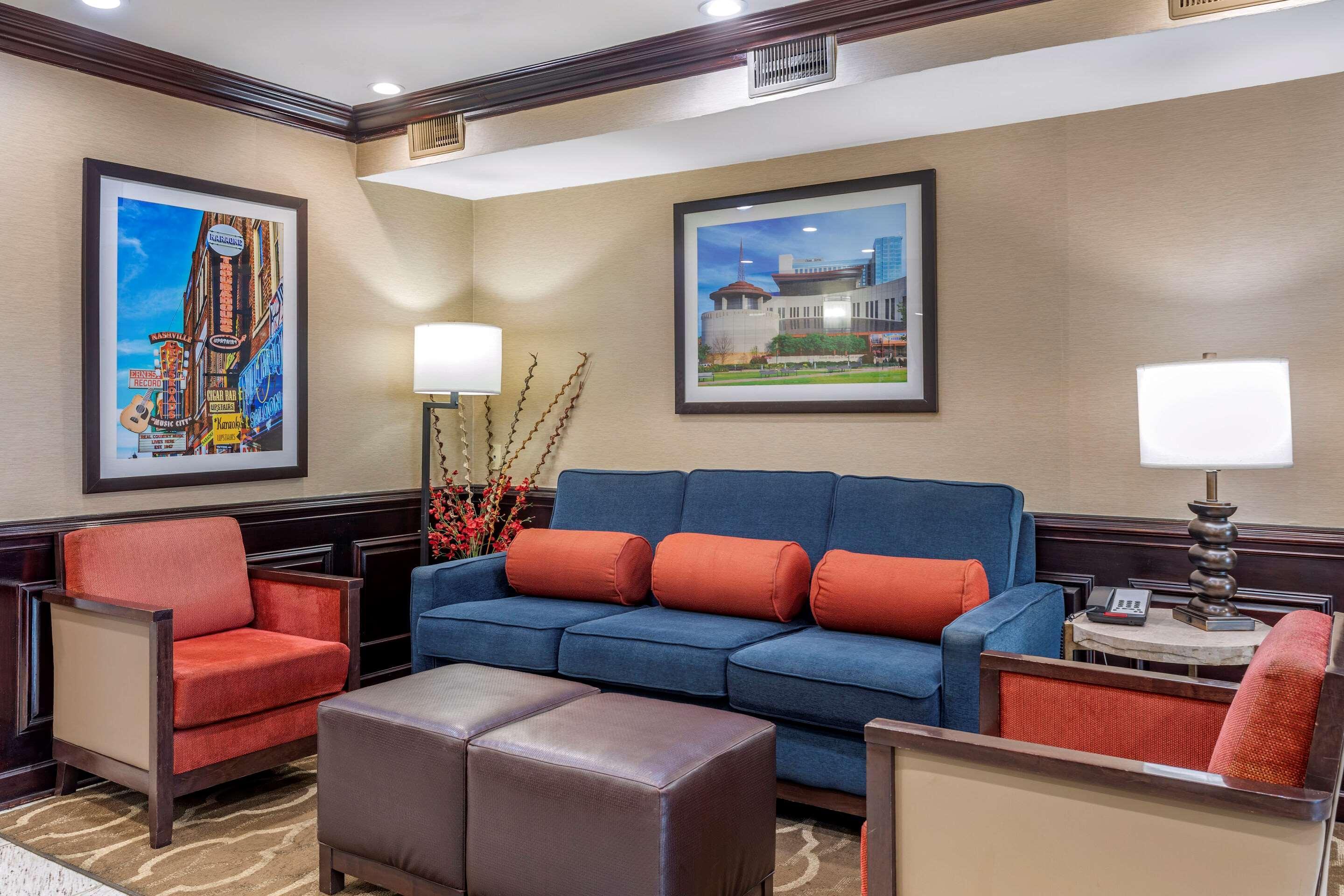 Inn Comfort West