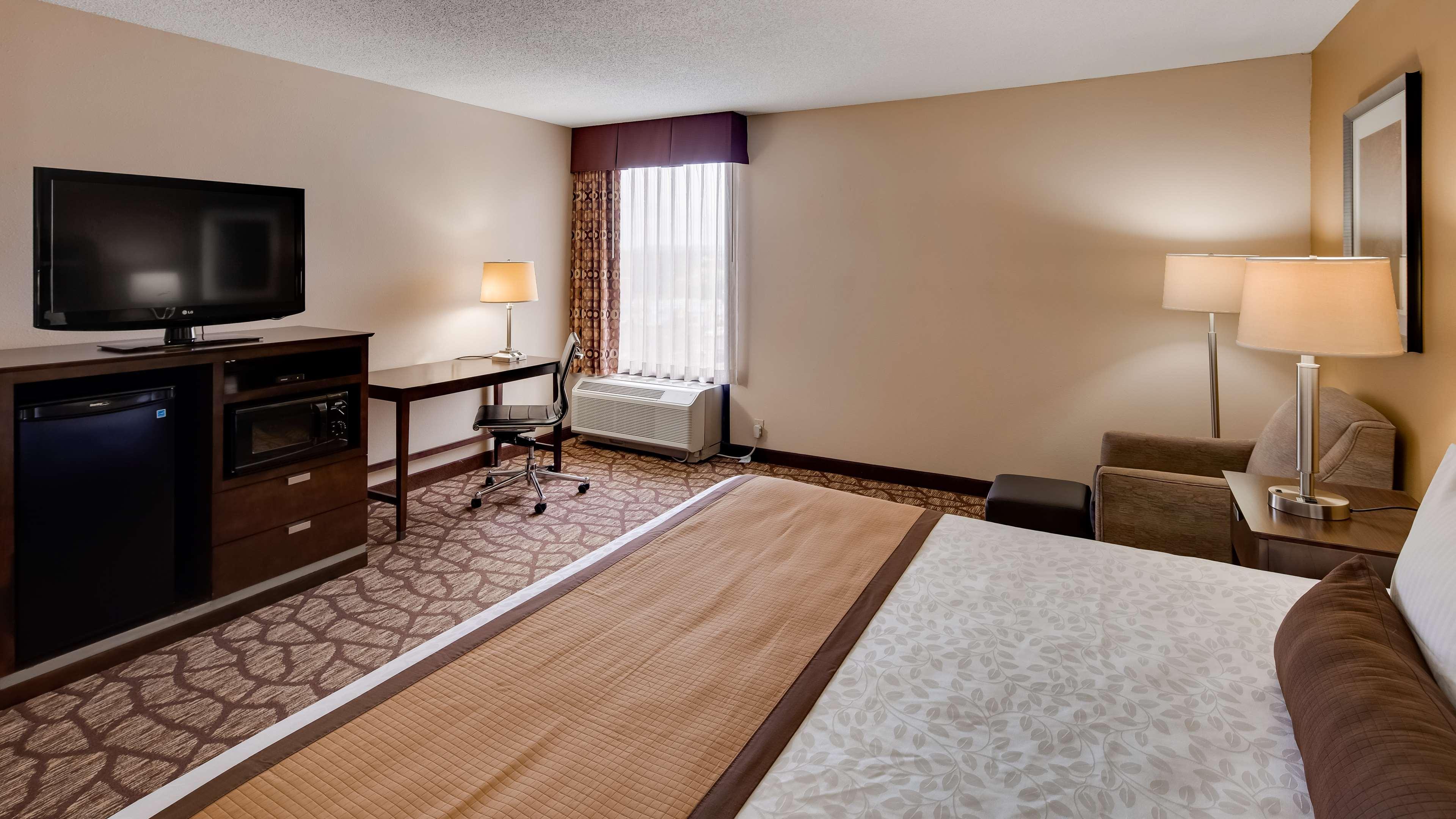 Best Western Plus Belle Meade & 2* Nashville