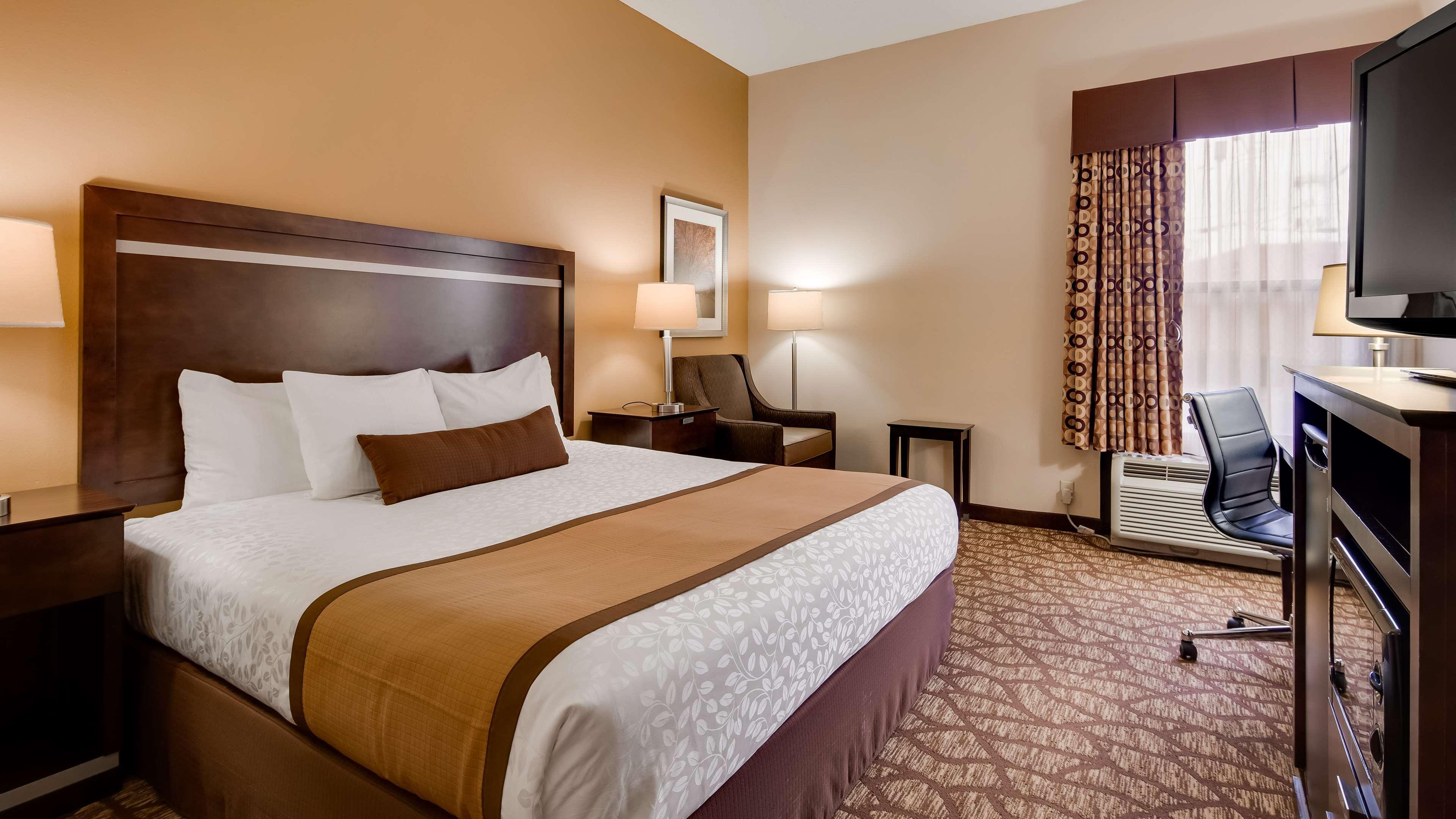 Best Western Plus Belle Meade & Hotel Nashville