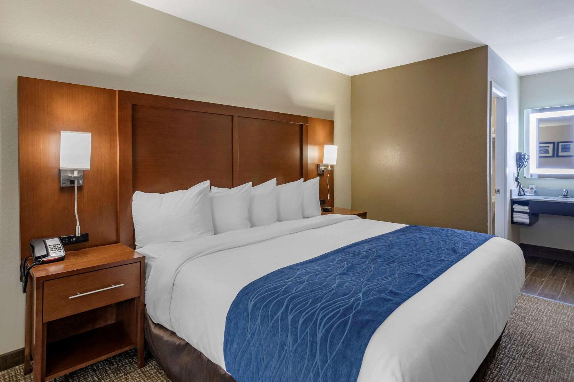 Comfort - Opryland Area Inn Nashville