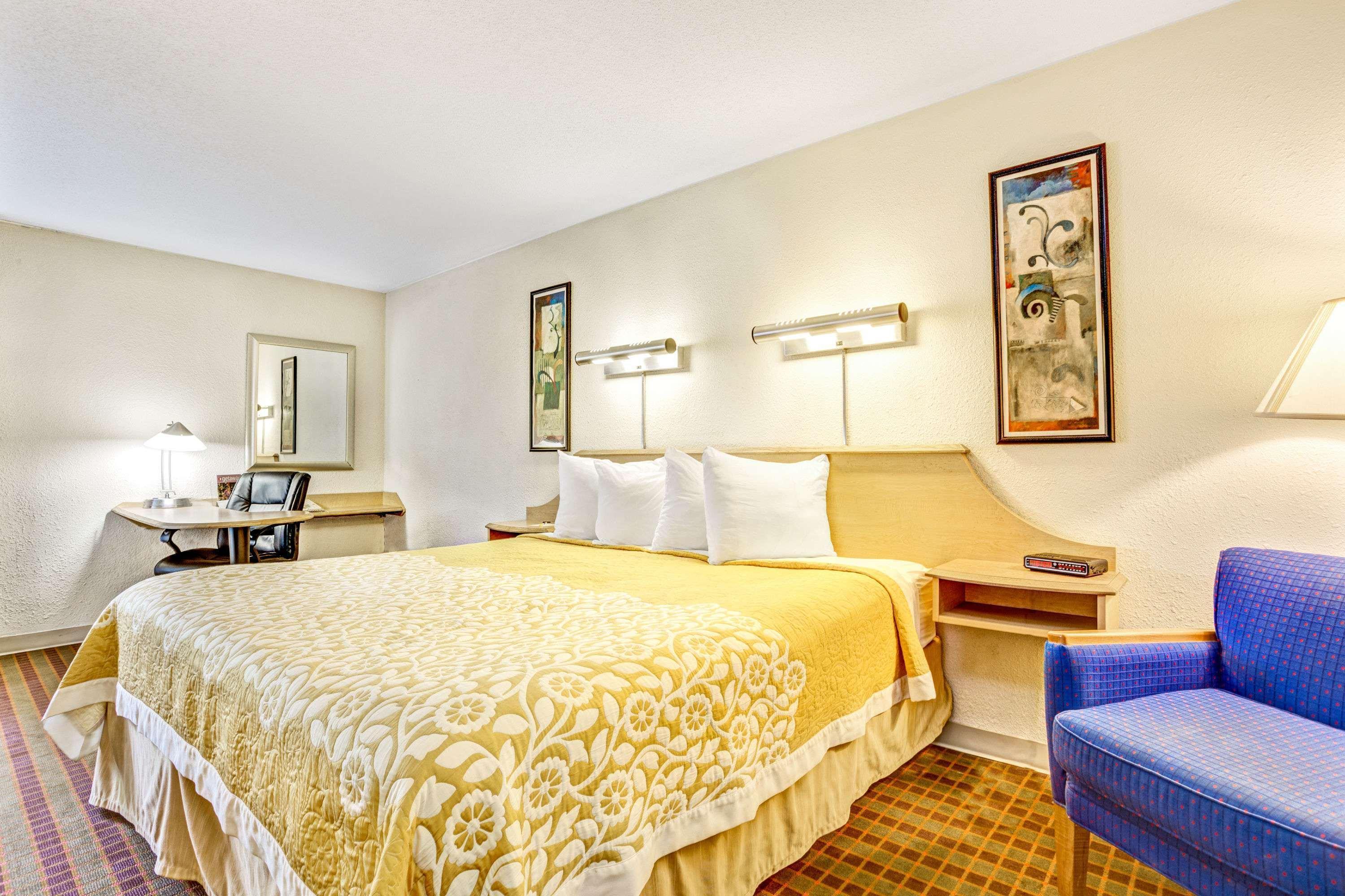 Comfort - Opryland Area 2* Nashville
